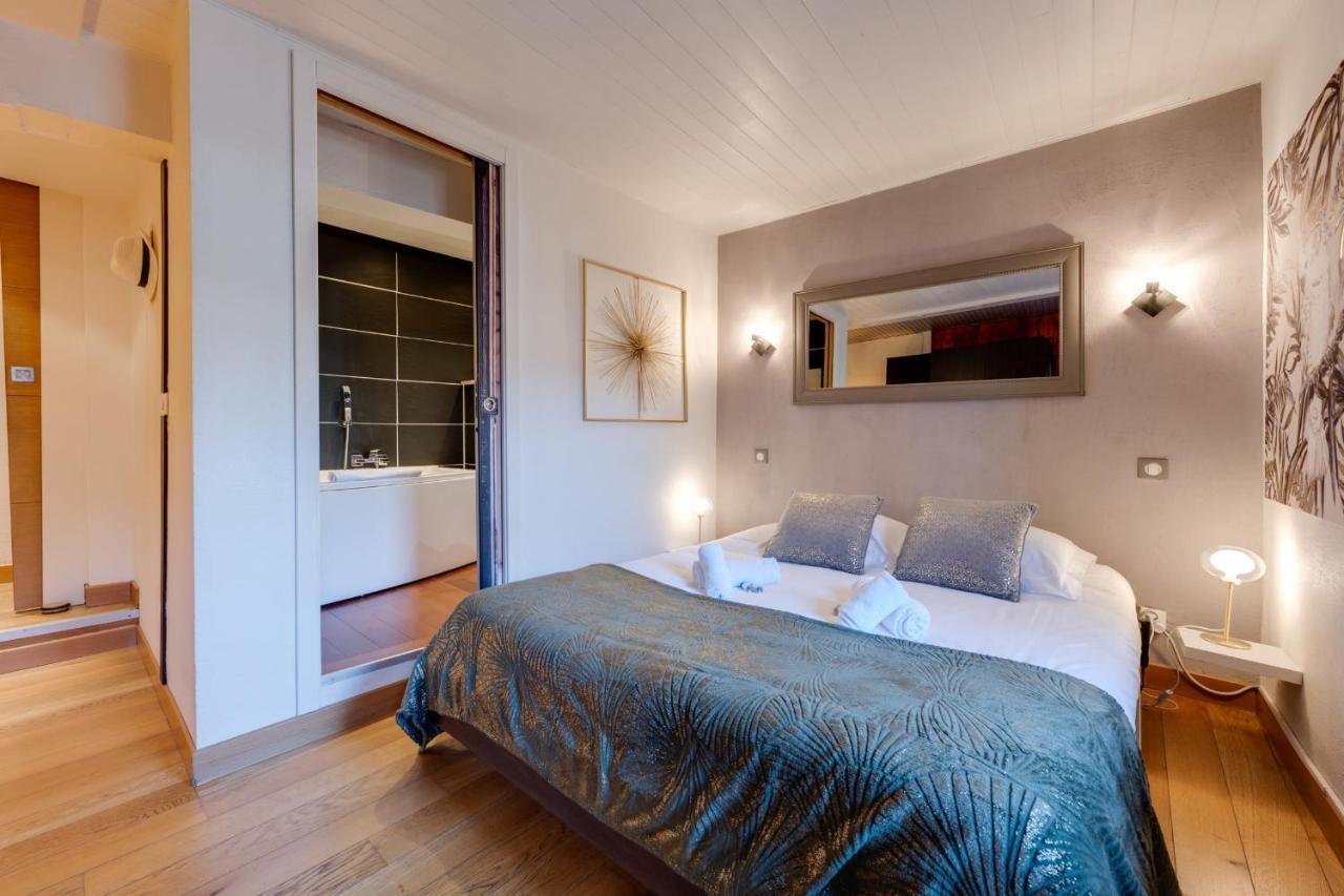 La Tour Du Lac - Beautiful Apartment In The Heart Of Annecy Kültér fotó
